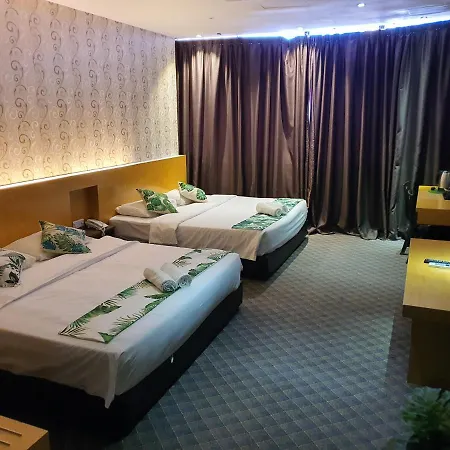 Grandeur Hotel And Spa Malacca Exterior photo