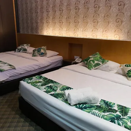 Grandeur Hotel And Spa Malacca Exterior photo