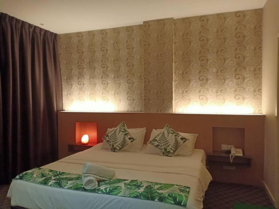 Hotel Grandeur And
