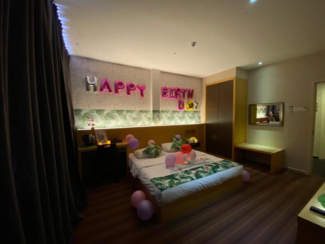 Hotel Grandeur And